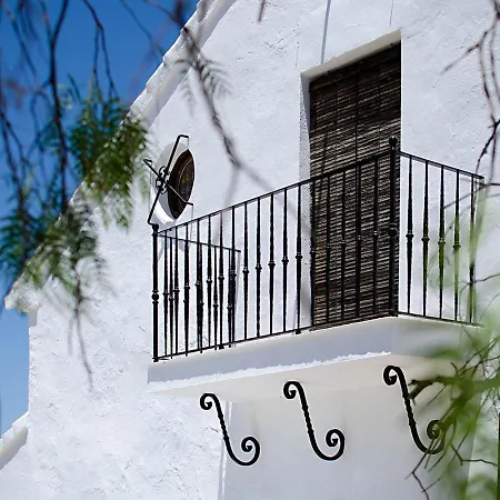 Cortijo Alzamigaja Holiday home *