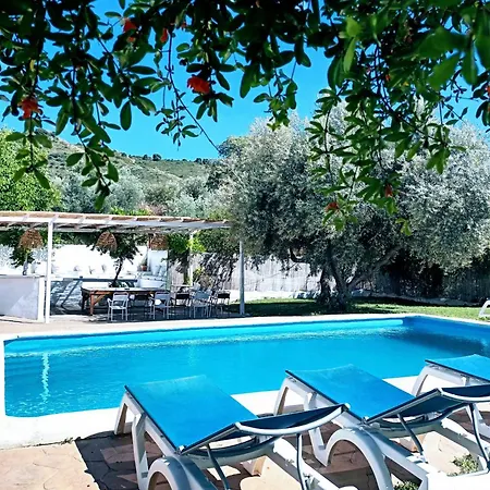 Cortijo Alzamigaja * Archidona